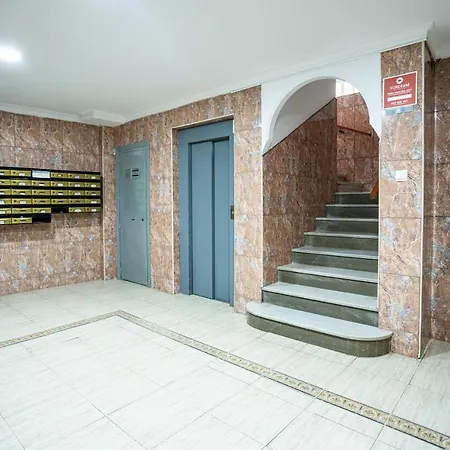 U-nique Pasaje Rio Mundo * Torremolinos